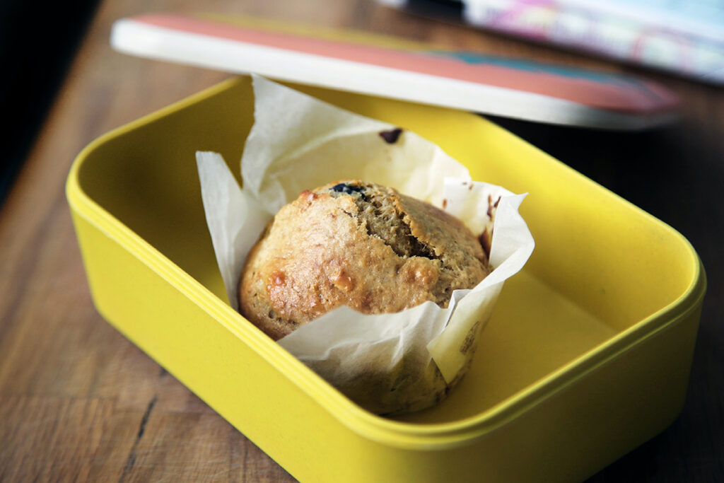 muffin in container